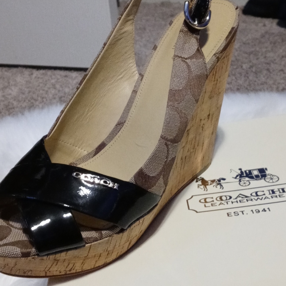 Shoes - Picture 8 of 16